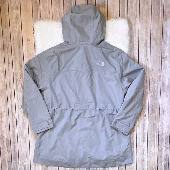 The North Face Women's Plus Westoak City Trench In Grey - Picture 7 of 10